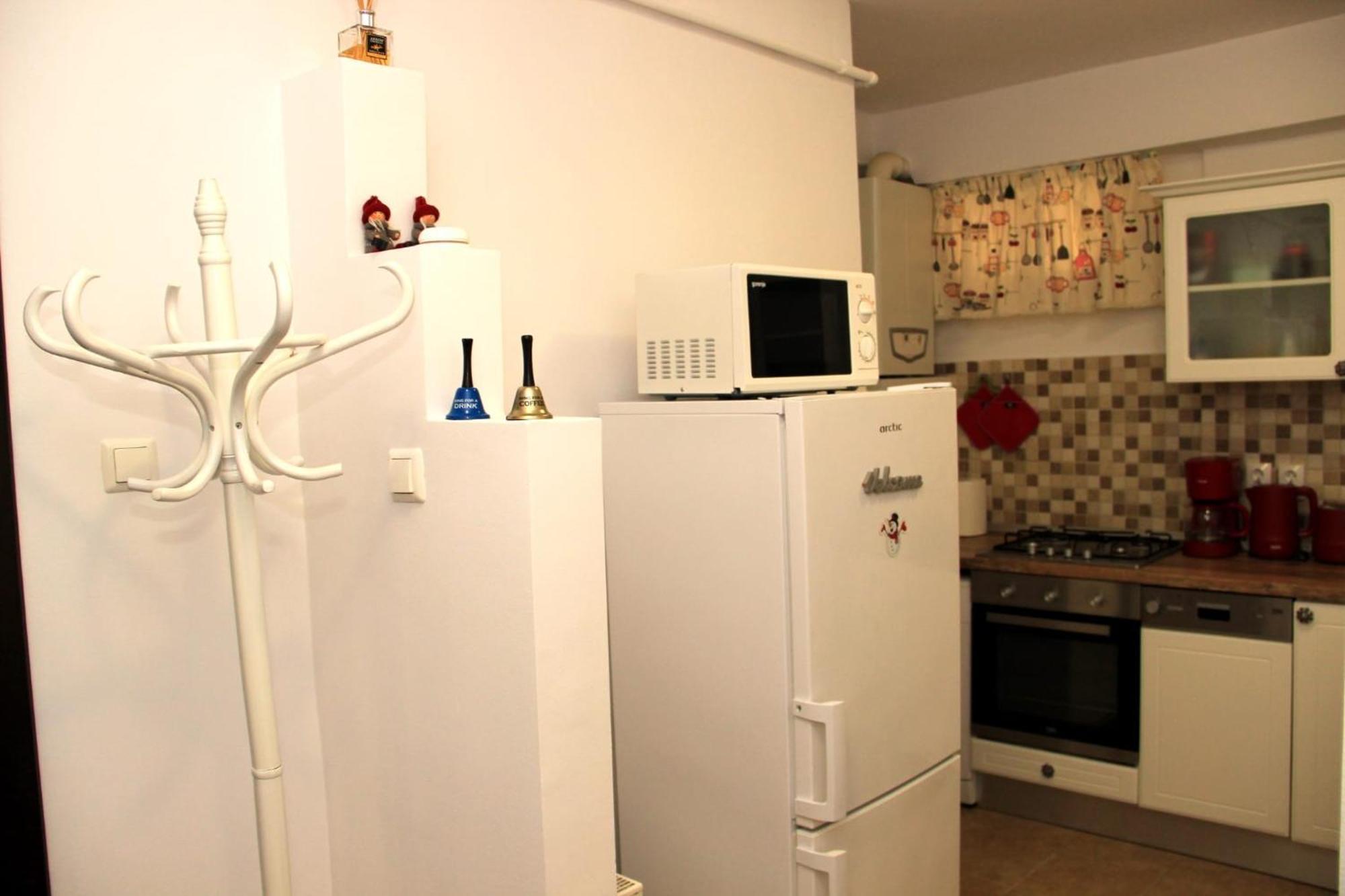 John Residence Apartment Brasov With Parking Option Exteriör bild