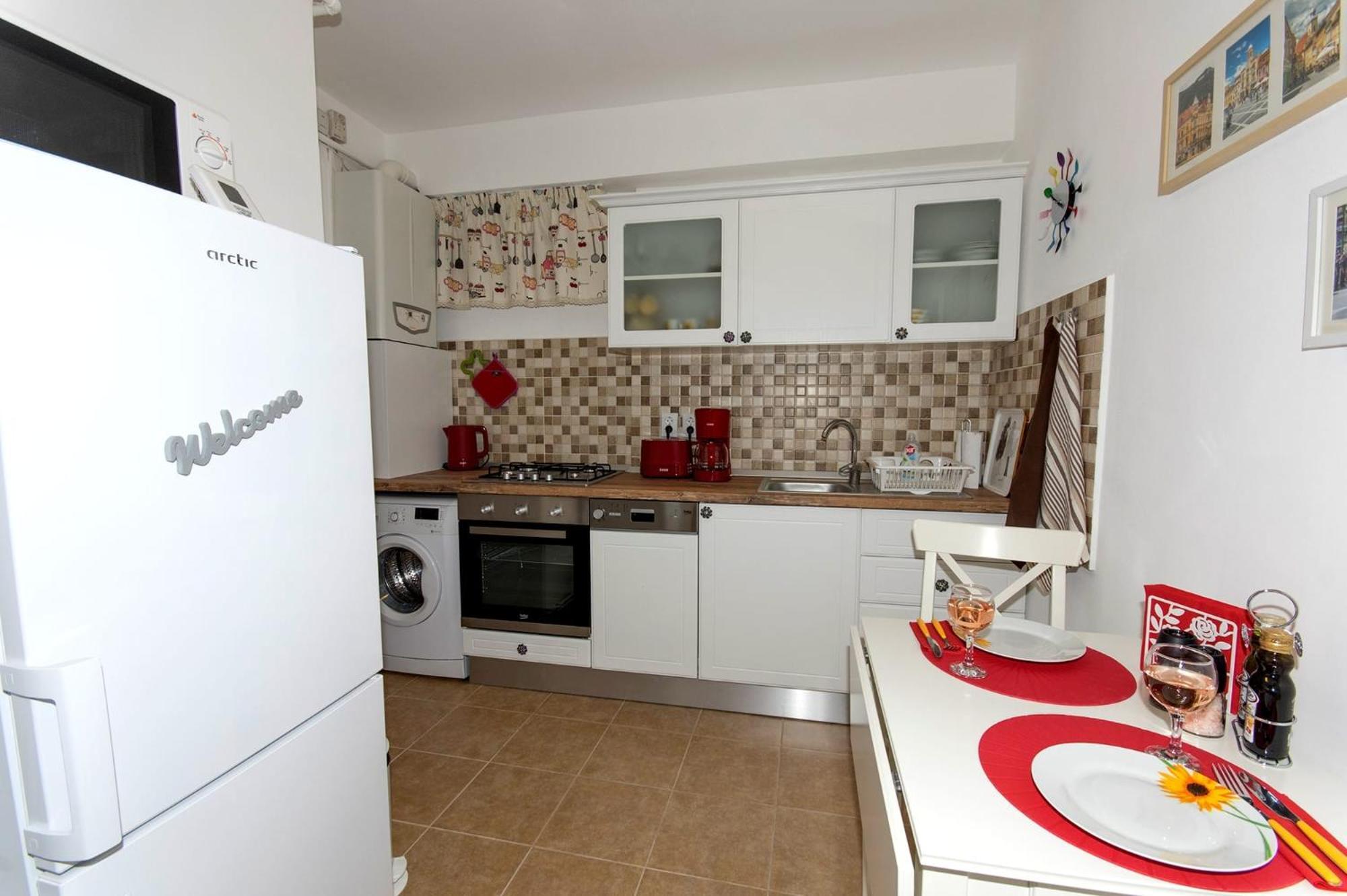 John Residence Apartment Brasov With Parking Option Exteriör bild