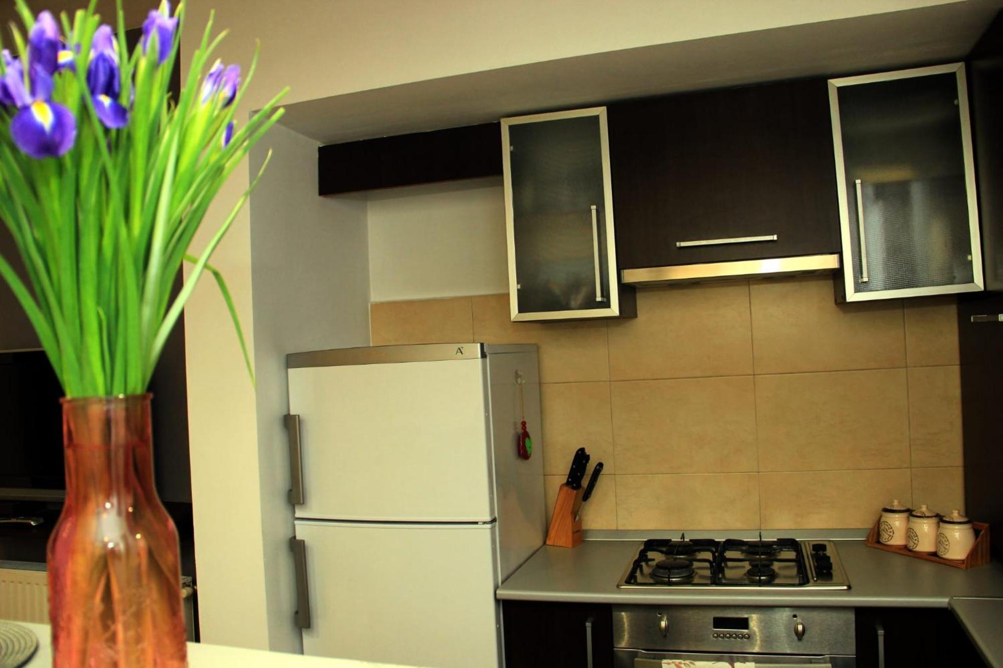 John Residence Apartment Brasov With Parking Option Exteriör bild