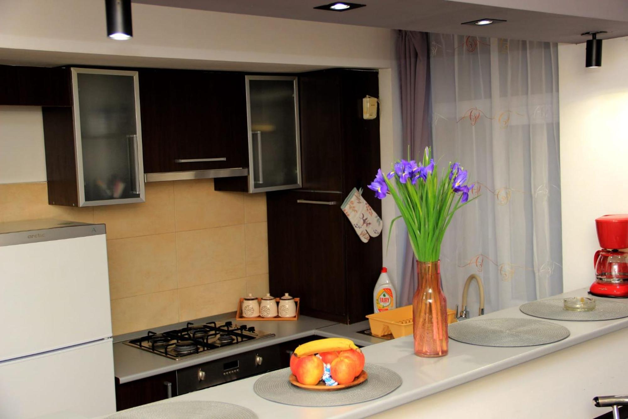 John Residence Apartment Brasov With Parking Option Exteriör bild